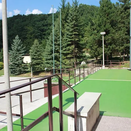 Hlboke * 波切尼斯